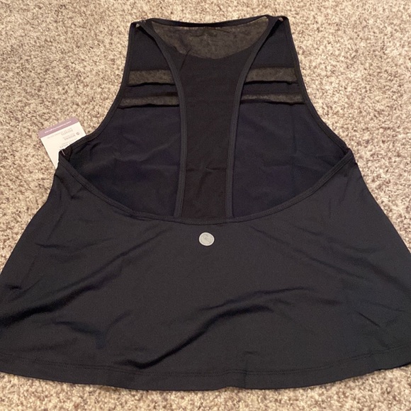 NWT - M activewear lot - Picture 15 of 15
